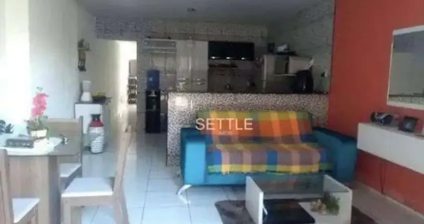 Casa com 2 dormitórios à venda, 132 m² por R$ 240.000,00 - Bonsucesso - Fortaleza/CE
