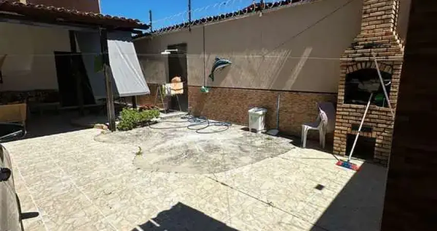 Casa com 4 quartos à venda na Rua Efísio Gurgel, Coaçu, Fortaleza