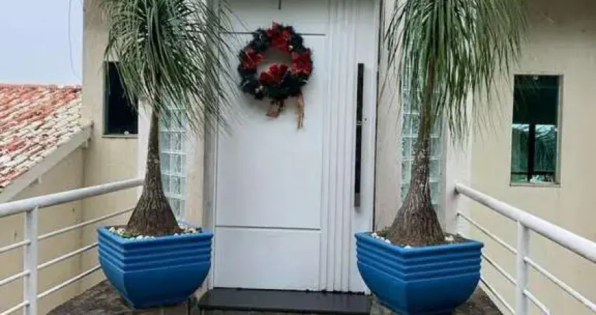Casa em condomínio fechado com 5 quartos para alugar na Alameda Júpiter, Condomínio Iolanda, Taboão da Serra