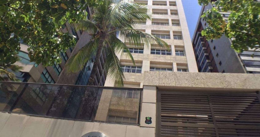 Apartamento à venda no Edf. Nice com 04 quartos e 170m²