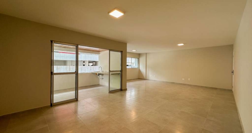 Apartamento à Venda em Boa Viagem no Edf. Praia de Jeribá