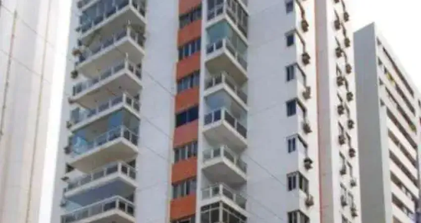 Apartamento de 4 quartos no edifício Ikaria em Piedade à venda