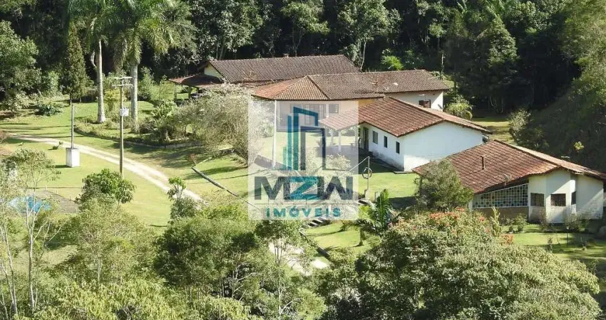 Sítio à venda, Pouso Altino, Natividade da Serra, SP 24 Alqueires, com 4 casas de aproximadamente 1