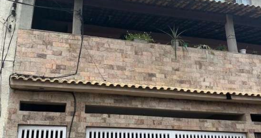 Casa em Condomínio para Venda em Niterói, Fonseca, 5 dormitórios, 1 suíte, 2 banheiros, 2 vagas
