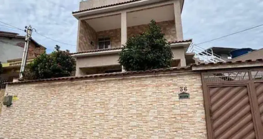 Casa 4 dormitórios ou + para Venda em São Gonçalo, BARRO VERMELHO, 4 dormitórios, 2 suítes, 4 banheiros, 2 vagas