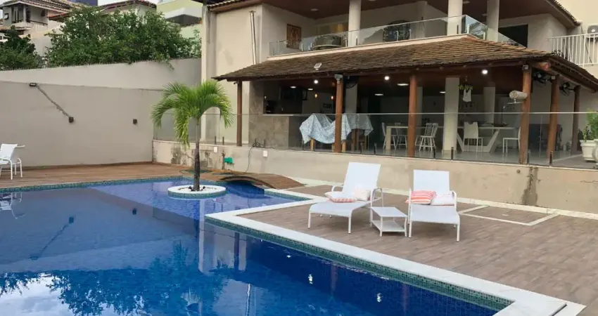 Linda casa em Villas do Atlântico para venda!