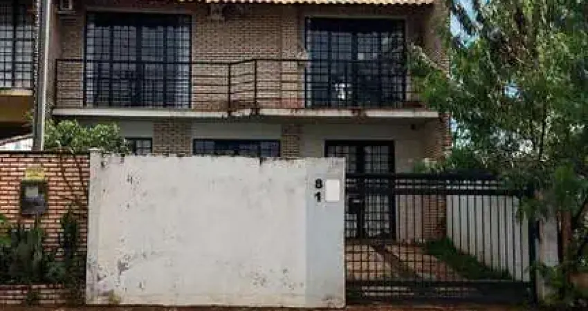 Imperdível oportunidade: casa à venda em chapada dos guimarães-mt, bairro bom clima, 3 quartos, 1 suíte, 2 salas, 2 banheiros, 2 vagas de garagem!