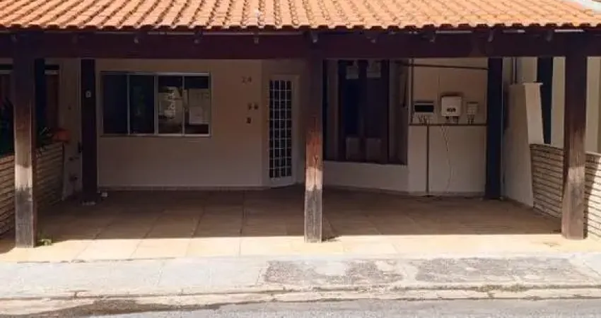 Casa em condomínio fechado com 3 quartos para alugar na Avenida João Eugênio Gonçalves Pinheiro, 300, Areão, Cuiabá