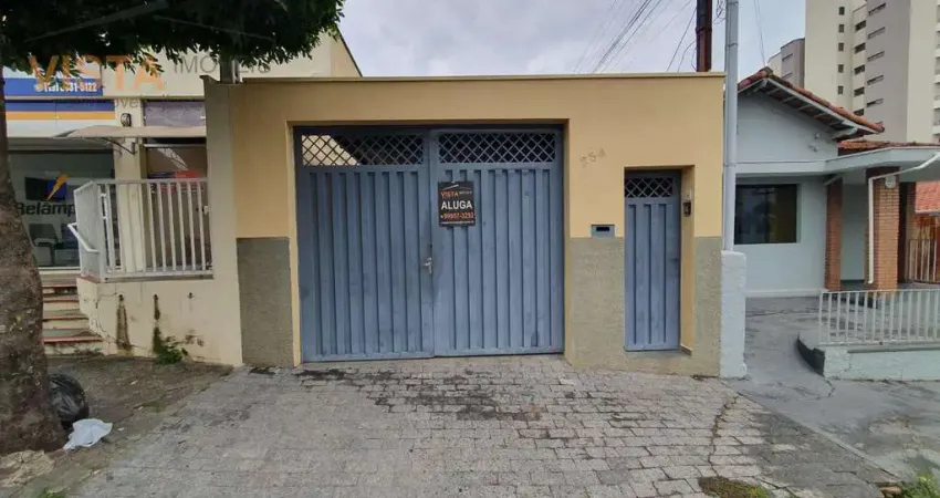 Casa com 3 quartos para alugar na Rua Quatorze de Julho, Vila Conrado, São João da Boa Vista