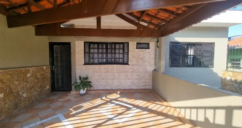 Casa com 3 quartos à venda na Rua Vitório Eituts, 1555, Jardim Boa Vista, Carapicuíba
