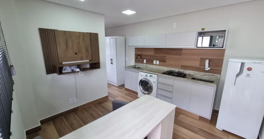 Studio kit net com 1 quarto para locação no centro de santana de parnaíba