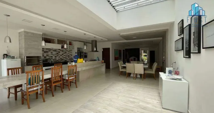 Casa com 4 dormitórios à venda, 340 m² por R$ 1.650.000,00 - Villa D'Oro - Vinhedo/SP