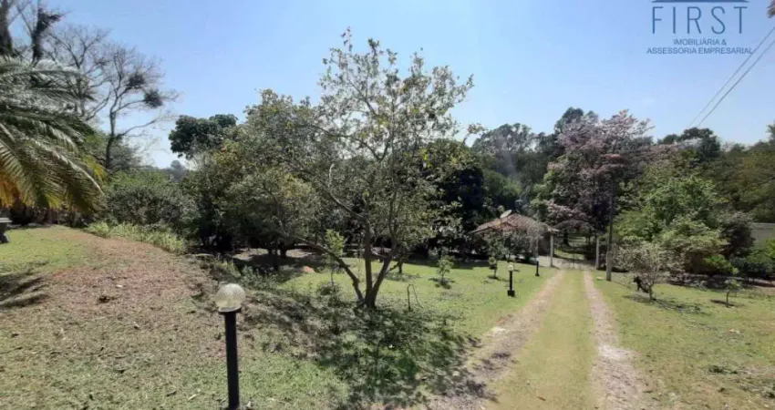 Chácara com 4 dormitórios à venda, 7700 m² por R$ 900.000,00 - Monterrey - Louveira/SP