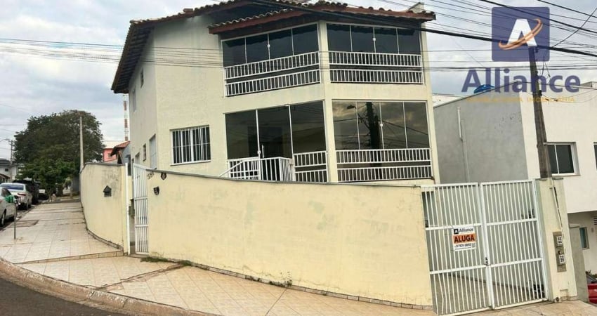 Casa com 3 dormitórios para alugar, 261 m² por R$ 3.950,00/mês - Jardim Bandeirantes - Louveira/SP