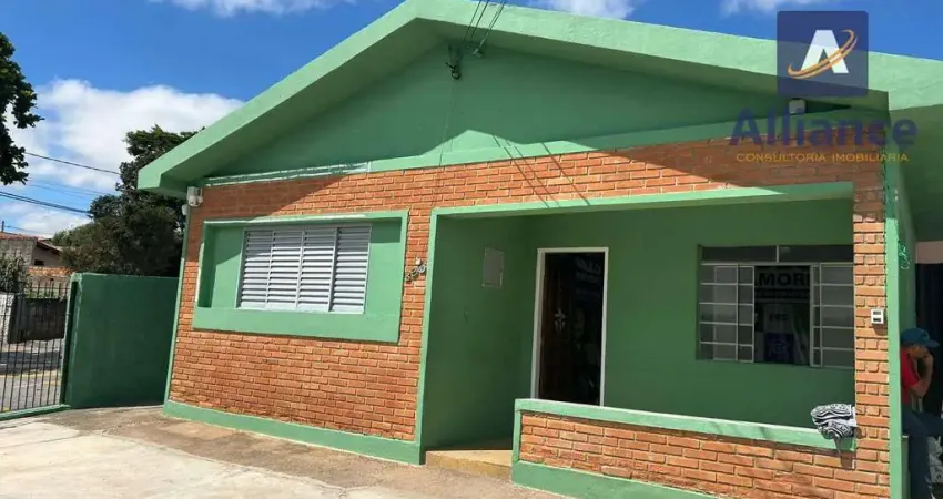 Casa/Sala Comercial com 6 cômodos e banheiro para alugar, por R$ 4.000/mês - Santo Antônio - Louveira/SP
