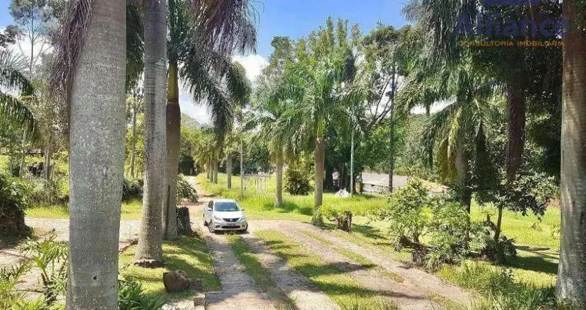 Chácara com 8 dormitórios, 45000 m² - venda por R$ 3.200.000,00 ou aluguel por R$ 12.200,00/mês - Cururu - Cabreúva/SP