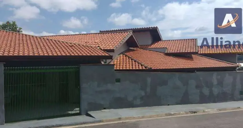 Casa com 4 dormitórios à venda, 142 m² por R$ 980.000,00 - Capela - Vinhedo/SP