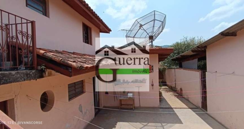 Casa com 3 quartos à venda na Rua Pio XII, Centro, Mairiporã