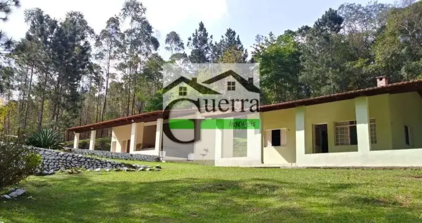 para à venda com    no bairro Centro, Mairiporã -