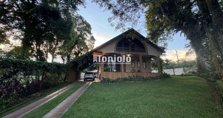 Casa com 3 quartos para alugar na Rua Doutor Murici, Costeira, São José dos Pinhais