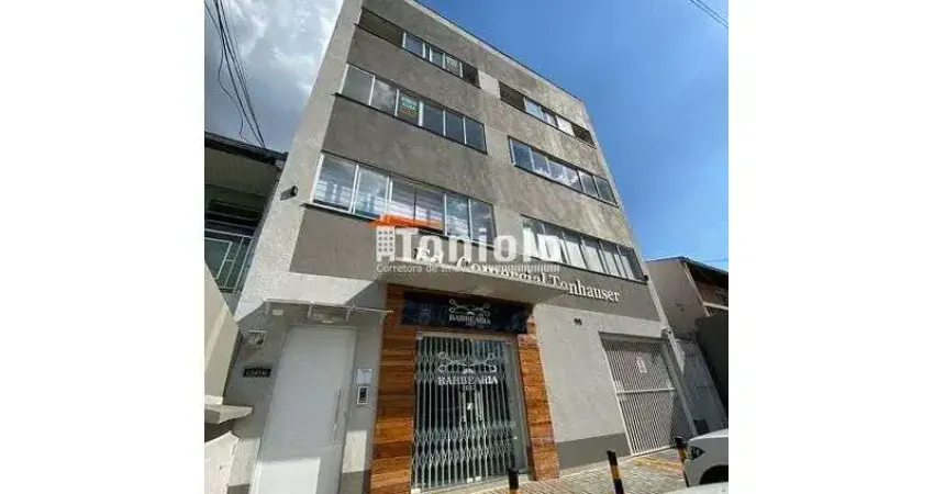 Sala comercial para alugar na Rua João de Brito, 90, Cruzeiro, São José dos Pinhais