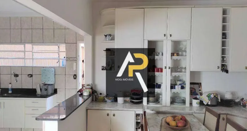 Casa com 3 quartos + casa nos fundos com 2 quartos a venda na Vila Ressaca - Mogi das Cruzes/SP