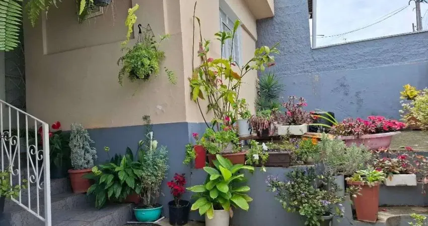 Casa térrea com 2 quartos sendo 1 suíte, edícula e 3 vagas 165 m² no mogi moderno - mogi das cruzes/sp