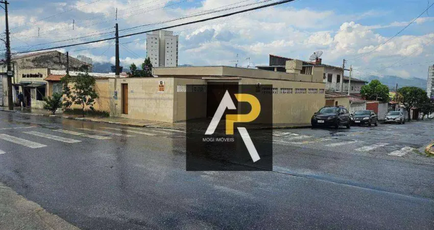 Casa com 3 dormitórios à venda, 158 m² - Vila Oliveira - Mogi das Cruzes/SP