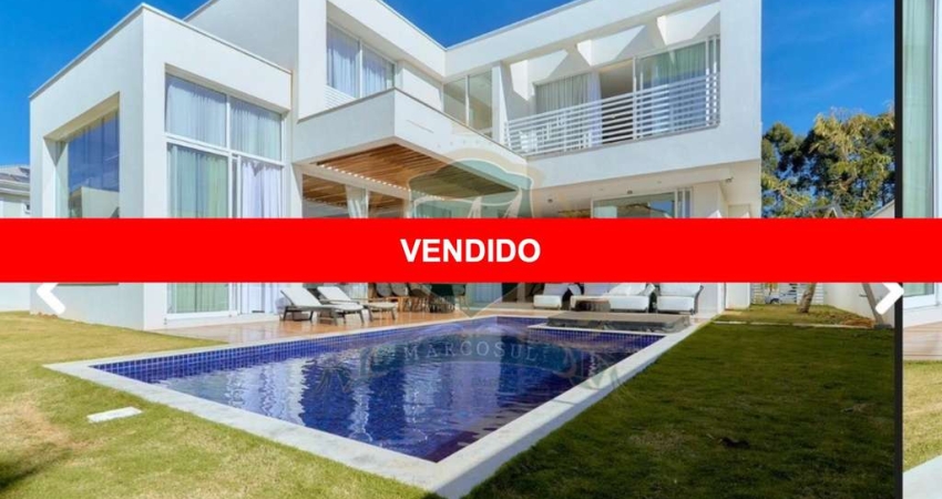 Casa em condomínio fechado com 5 quartos à venda no Alphaville Graciosa, Pinhais 
