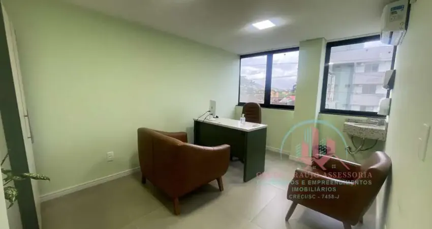 Sala comercial para alugar na Rua Riachuelo, 08, Bom Retiro, Joinville