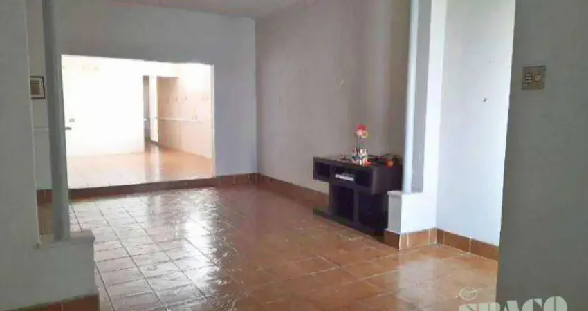 Casa com 4 dormitórios à venda, 450 m² por R$ 949.000,00 - Centro - Pindamonhangaba/SP