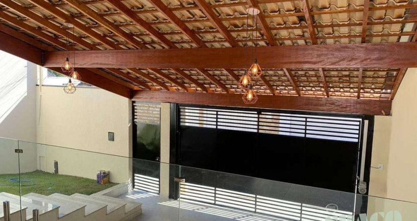 Casa com 3 dormitórios à venda, 177 m² por R$ 750.000,00 - Vila Suiça - Pindamonhangaba/SP