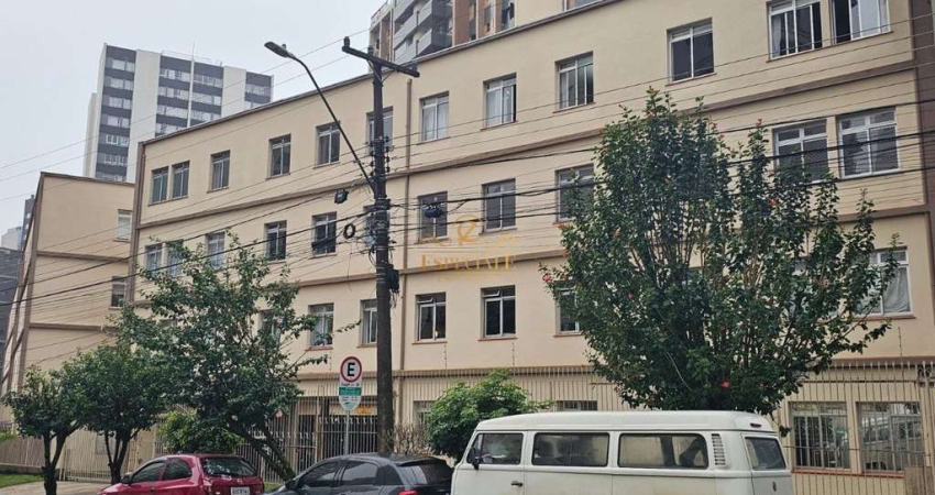 Prédio para alugar na Rua Petit Carneiro, Água Verde, Curitiba