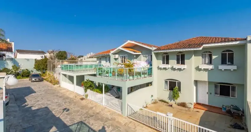Casa em condomínio fechado com 4 quartos para alugar na Rua Miguel Abrão, Portão, Curitiba