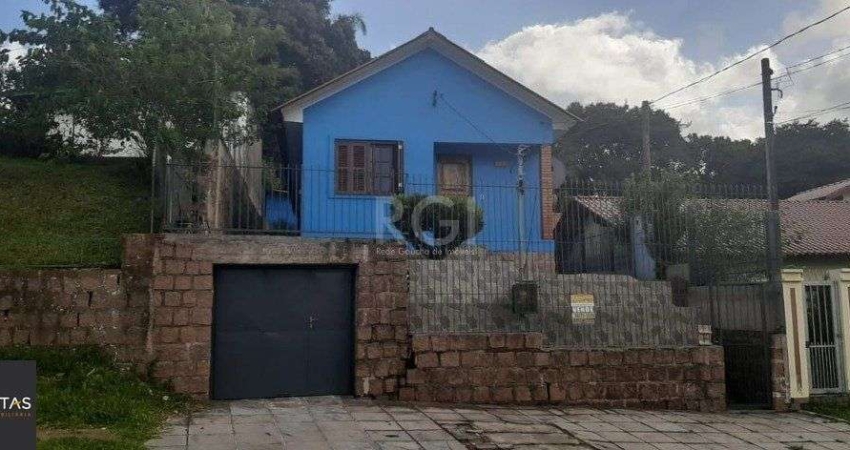 Casa para Venda - 68m², 2 dormitórios, 1 vaga - Belém Novo
