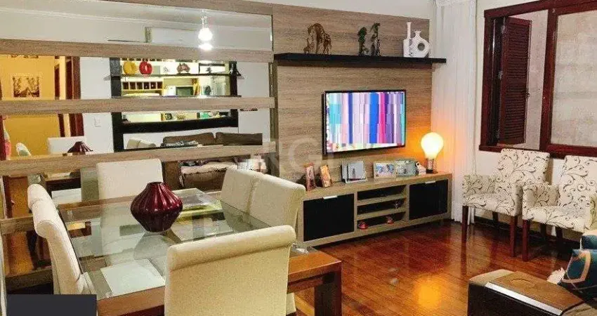 Apartamento no bairro Auxiliadora de 3 dormitórios e vaga