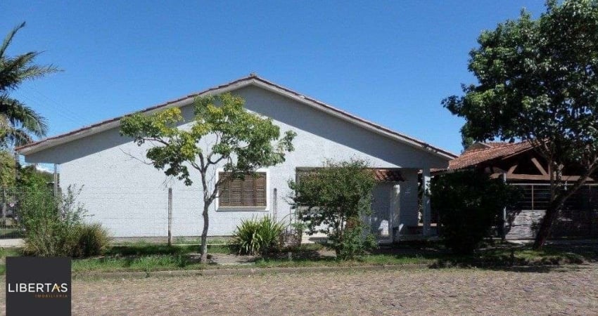 Casa na Hípica com 3 dormitórios e 2 vagas