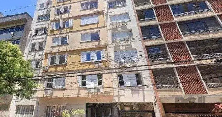 Apartamento no Centro de 2 dormitórios Desocupado