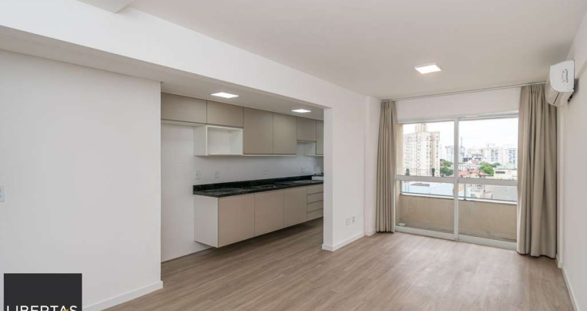 Apartamento de 2 dormitórios, vaga e infra no Passo D'areia
