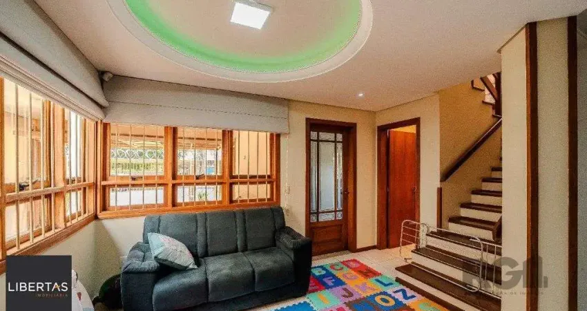 Casa no Parque Santa Fé de 4 dormitórios e 4 vagas