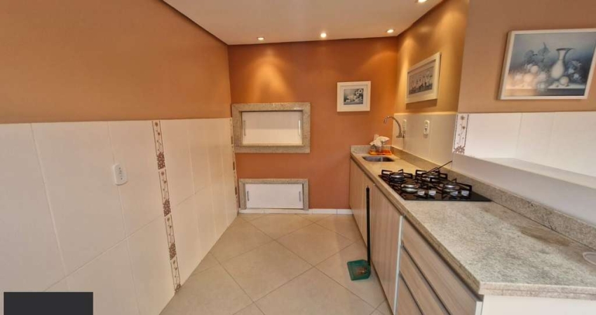 Ampla cobertura com 123m², 2 dormitórios, 1 vaga coberta por convenção.