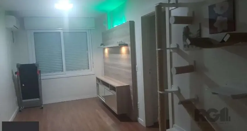 Apartamento 2 dormitórios, de frente 100% reformado bairro Cidade Baixa- Porto Alegre