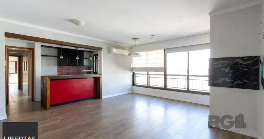 Apartamento de 3 dormitórios, sendo 1 suíte, 1 vaga de garagem, infra completa no bairro Tristeza