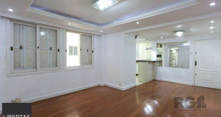Apartamento semi-mobiliado, possui 3 dormitórios, sendo 1 suíte