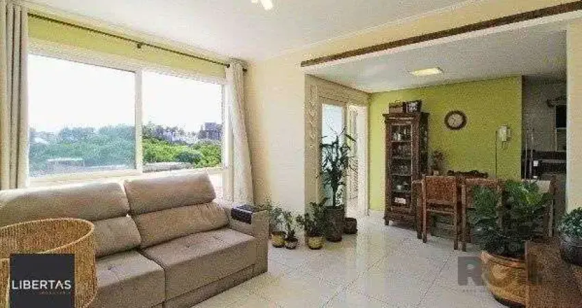 Amplo apartamento 2 quartos com vaga no Menino Deus - 71m²