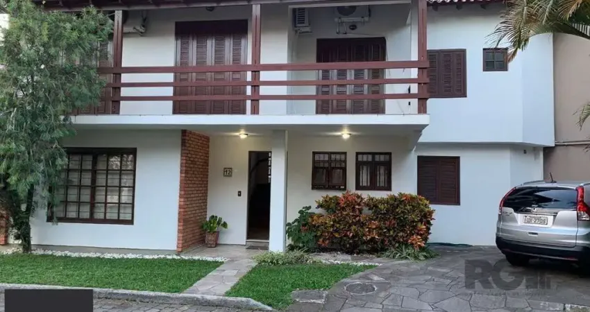 Casa 03 Dormitórios Condomínio Fechado Bairro Jardim Isabel