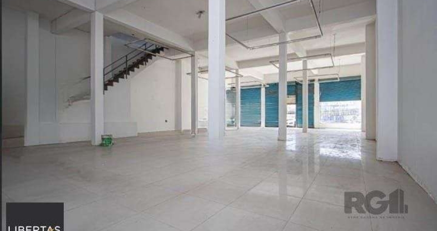 Prédio Comercial em Petrópolis