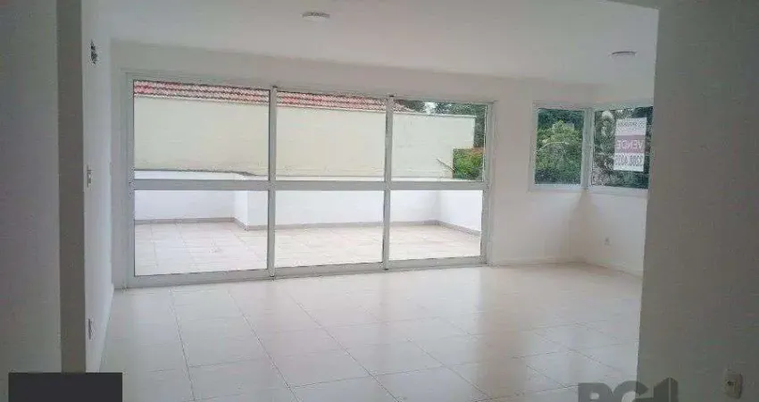 Apartamento garden com 2 suítes, lavado, área de serviço. um pátio enorme muito ensolarado.com 123,34m² de área privativa, 2 vagas