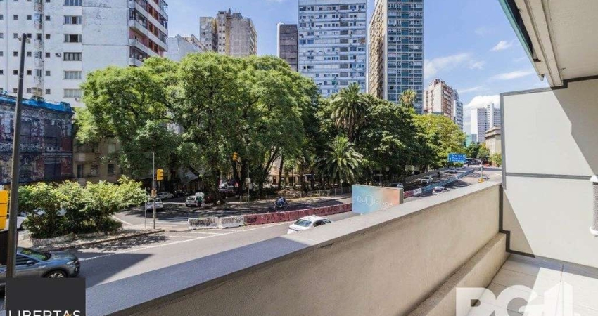 Studio localizado no Centro Histórico de Porto Alegre, uma das ruas mais charmosas e antigas de Porto Alegre.