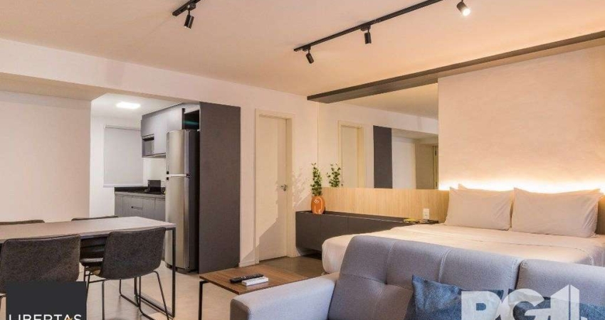 Studio com localização no Centro Histórico de Porto Alegre, uma das ruas mais charmosas e antigas de Porto Alegre.